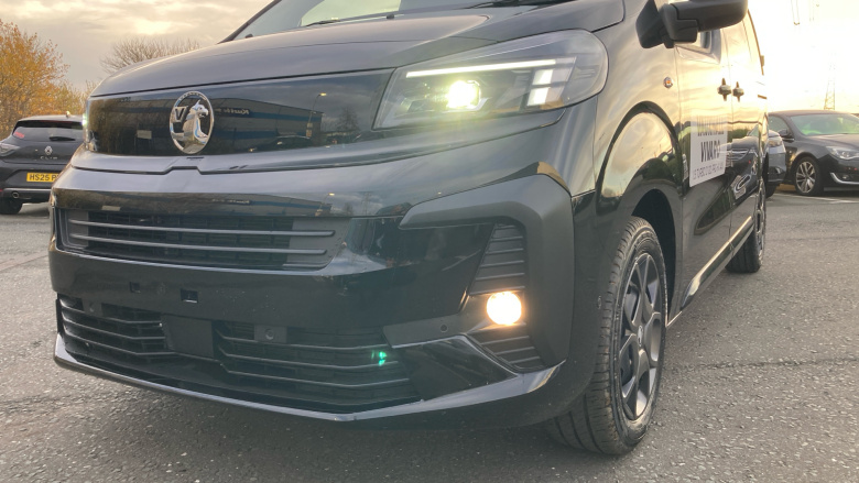 Vauxhall Vivaro L1 Diesel 1.5 Turbo D 120 Pro H1 Van